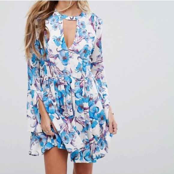 Free People Dresses & Skirts - Free People Tegan bell sleeve dress